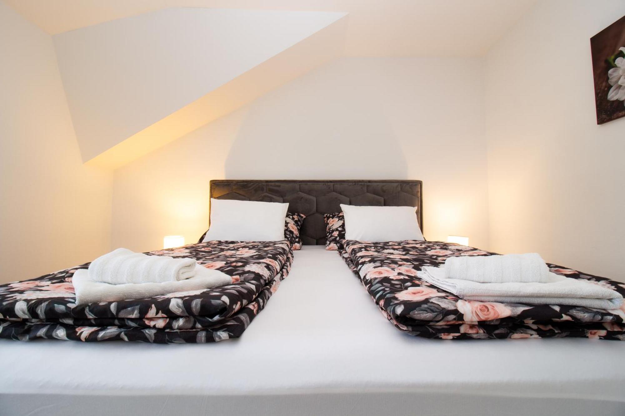 Apartman Keti Donja Lomnica Ngoại thất bức ảnh