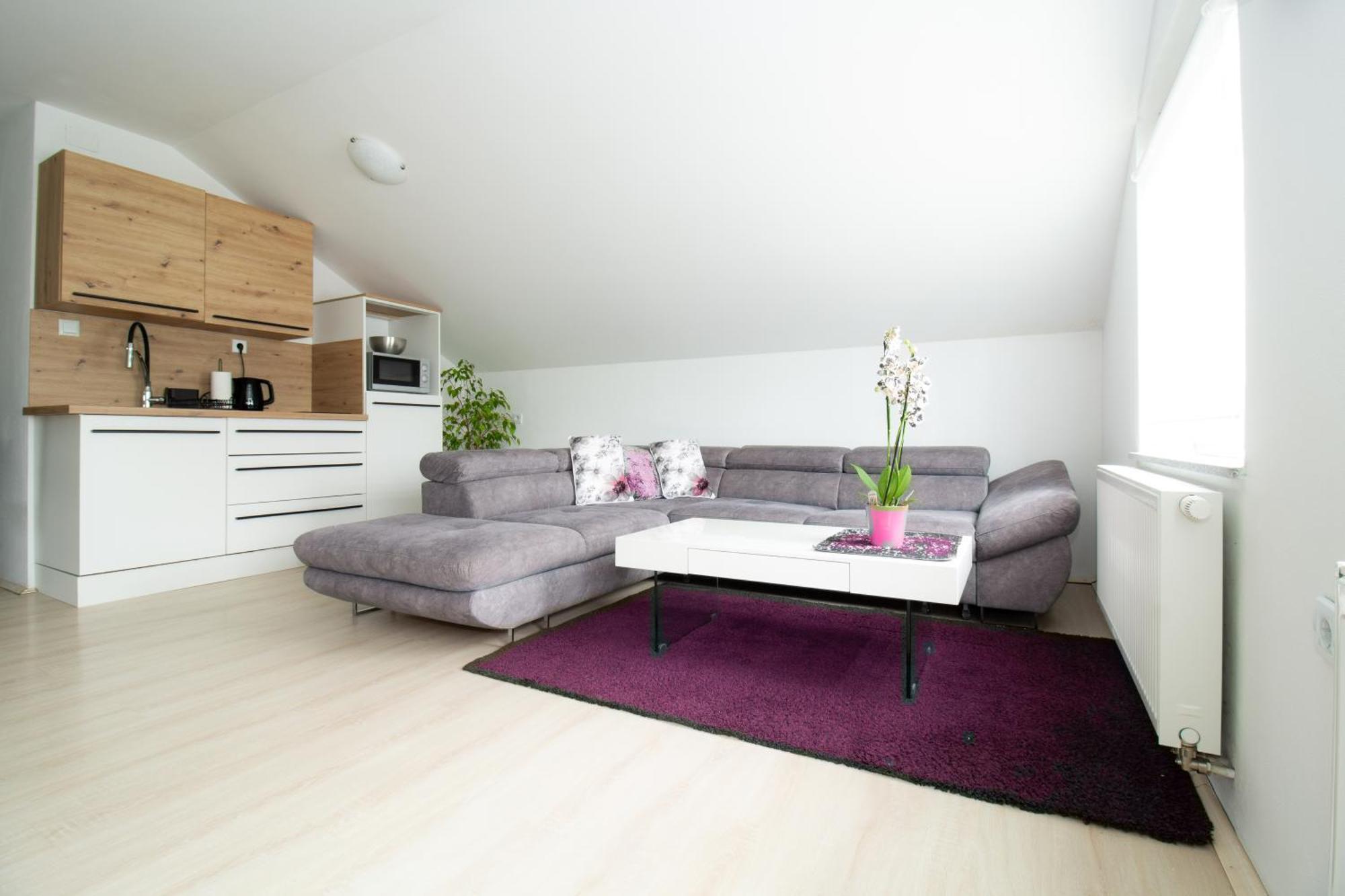 Apartman Keti Donja Lomnica Ngoại thất bức ảnh