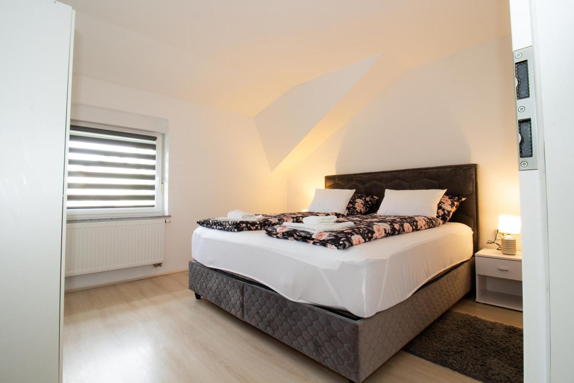 Apartman Keti Donja Lomnica Ngoại thất bức ảnh